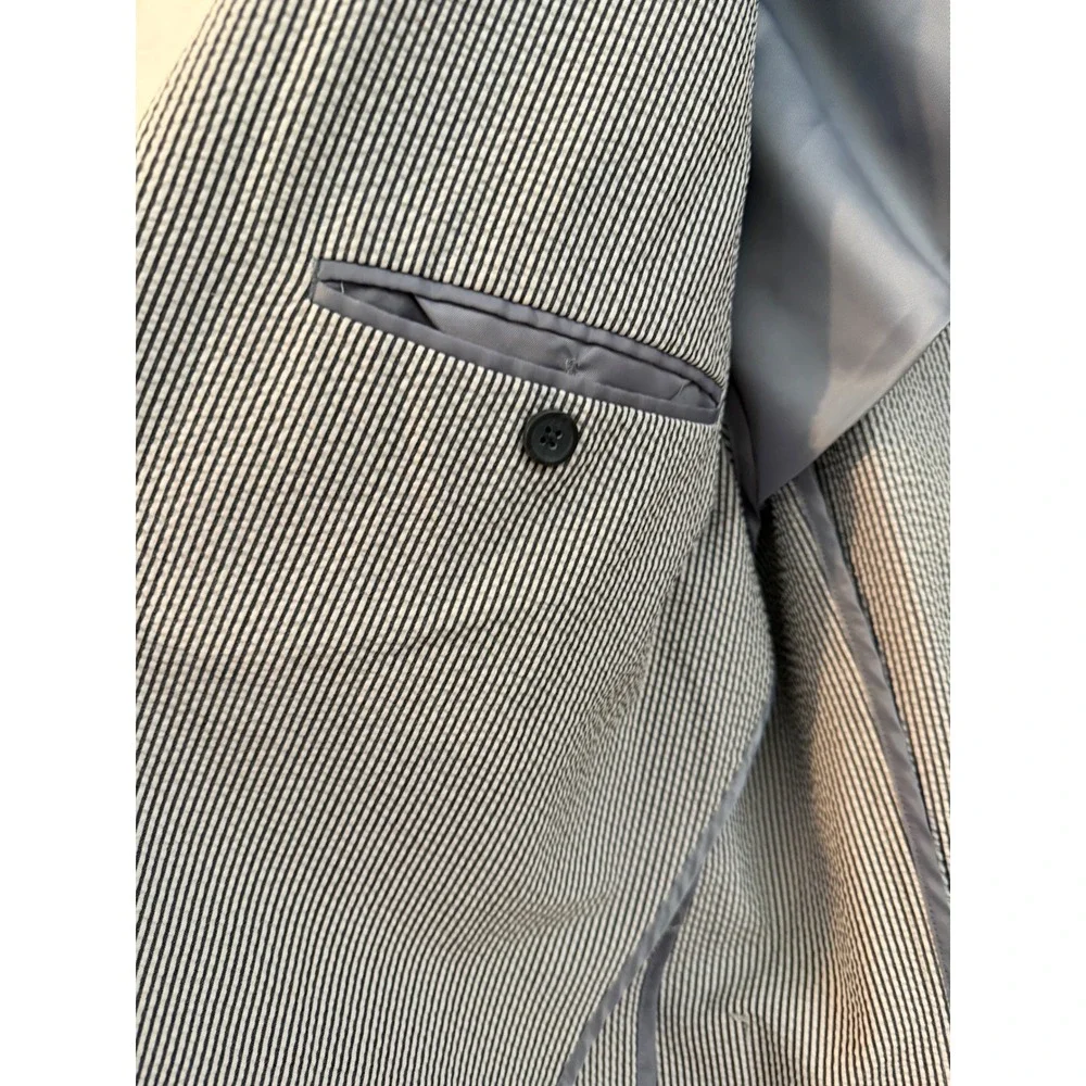 Banana Republic Seersucker Blazer Mens 44R Tailored Slim Fit Black White Striped